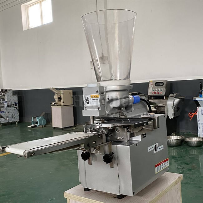 Automatic Dumpling Maker Machine