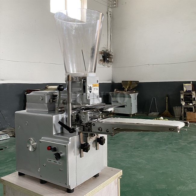 Automatic Dumpling Making Machine