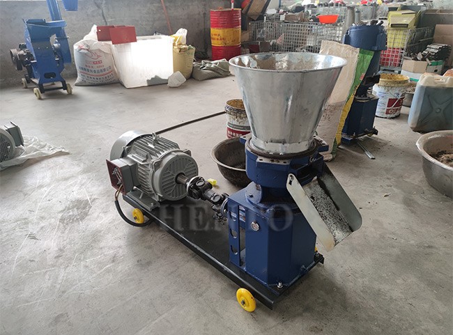 Poultry Feed Making Machine
