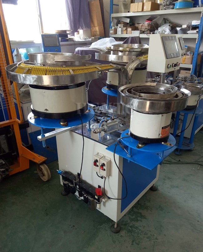 plastic clothes pegs machine