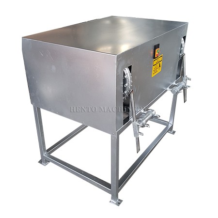 coconut husk remover tool