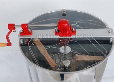Honey Extractor Machine 3 Honey Extractor Machine 3