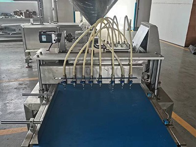 Cake Decorating Machine