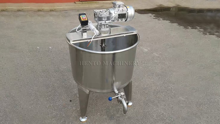liquid mixing tank