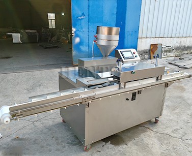 Automatic Cake Filling Machine