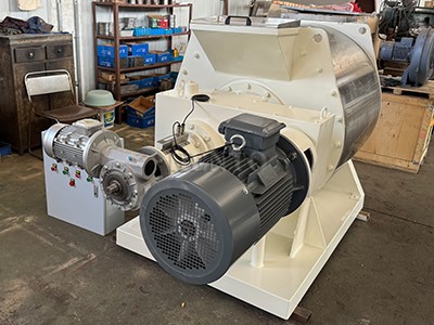 Automatic Chocolate Grinder Automatic Chocolate Grinder