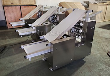 Dumpling Dough Presser