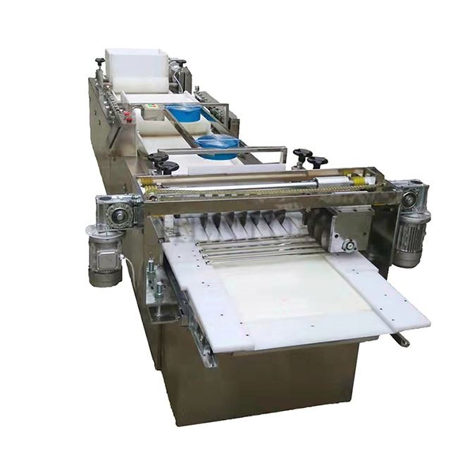 Candied fruit cutting machine