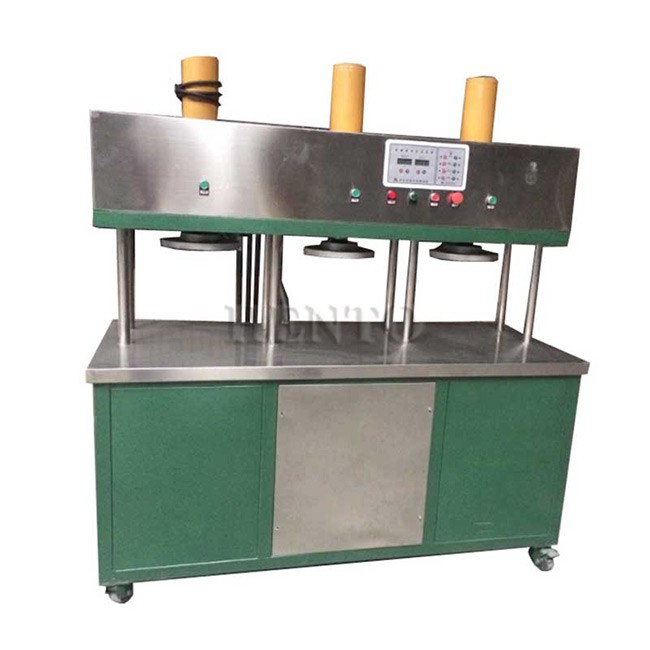 Tea Leaves Cake Presser